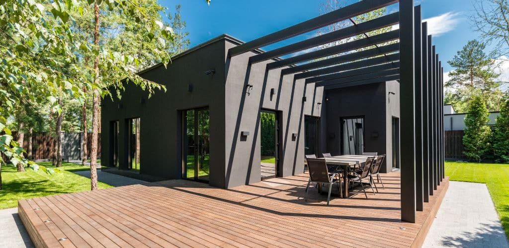Aménagement d’une petite terrasse : idées et conseils pour créer un espace convivial